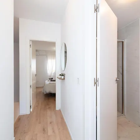 Duplex Victoria By Dossan *