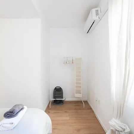 Duplex Victoria By Dossan